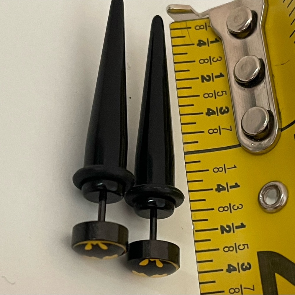 NEW Bundle Of Grunge Batman & Superman Earrings - Picture 4 of 4